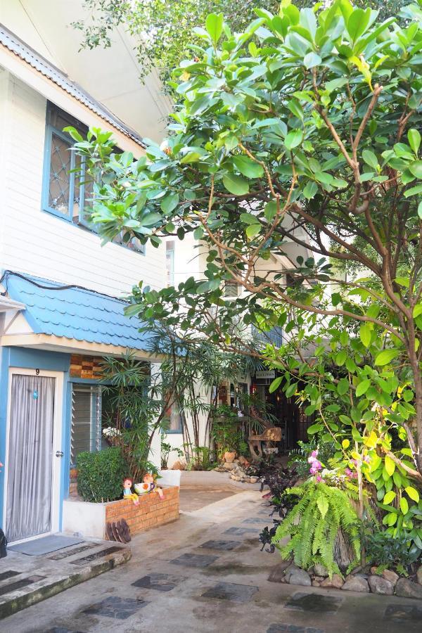 Stay With Me Guest House Chiang Mai Quarto foto
